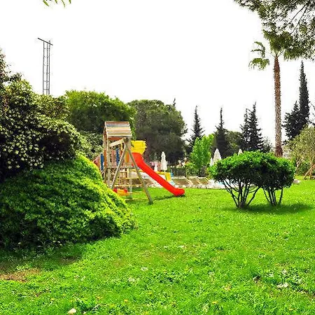 Serra Park Otel 4*