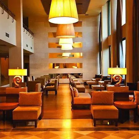 Hotel Serra Park 4*